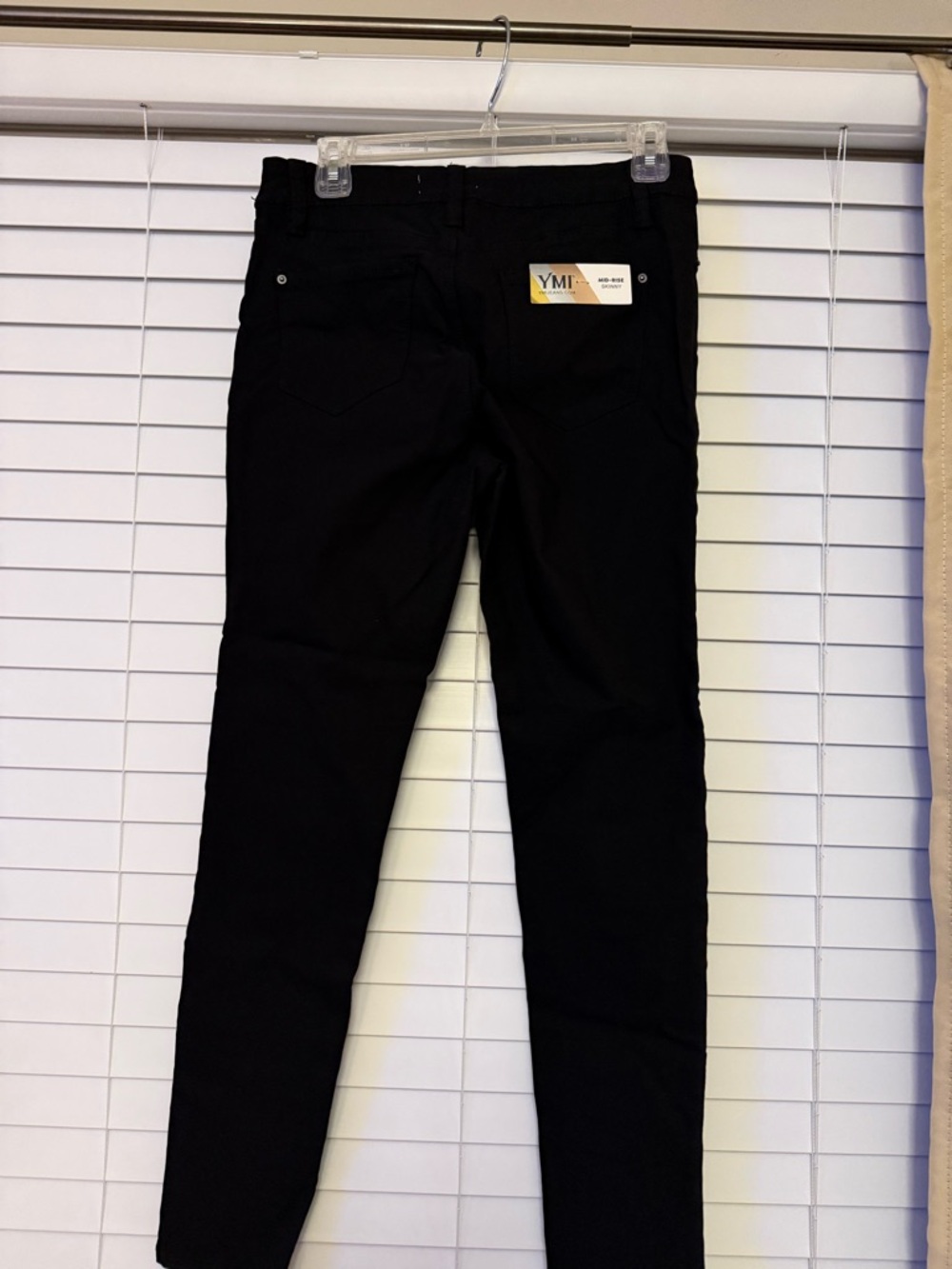 YMI Black Skinny Jeans | Size Large | NWT Forever Color